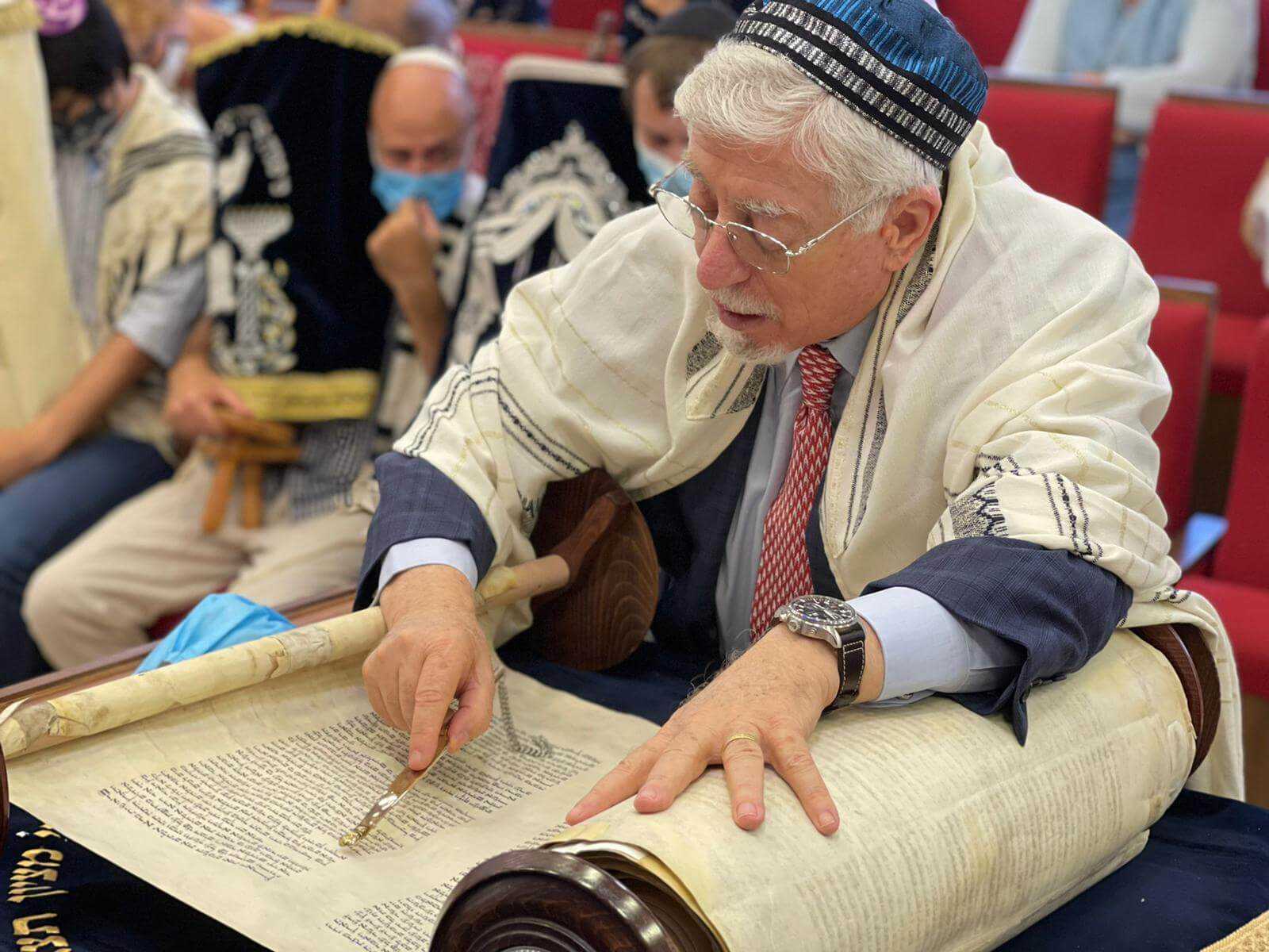 20210930_Joseph Shulam on Simchat Torah_small.jpg mb-file.php?path=2021%2F10%2F02%2FF1558_20210930_Joseph%20Shulam%20on%20Simchat%20Torah_small.jpg